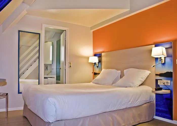 Ibis Styles Maine Montparnasse Hotel 3*