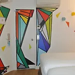 מלון Ibis Styles Maine Montparnasse 3*