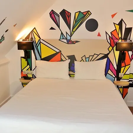Ibis Styles Maine Montparnasse Hotel 3*