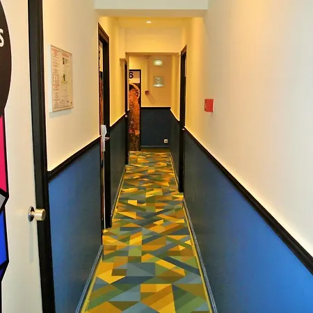 Ibis Styles Maine Montparnasse Отель Париж