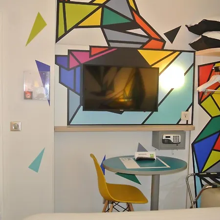 Ibis Styles Maine Montparnasse Paris