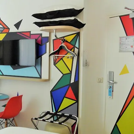 Ibis Styles Maine Montparnasse فندق 3*
