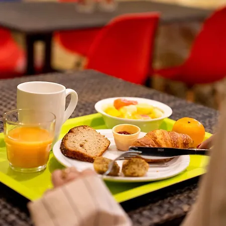 Ibis Styles Maine Montparnasse Hotel Paris