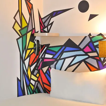 Ibis Styles Maine Montparnasse Hotel 3*