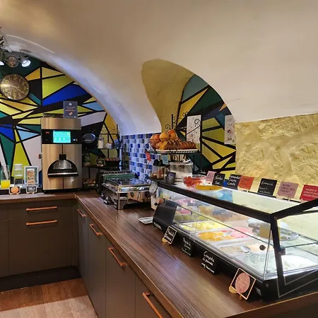 Отель Ibis Styles Maine Montparnasse 3*