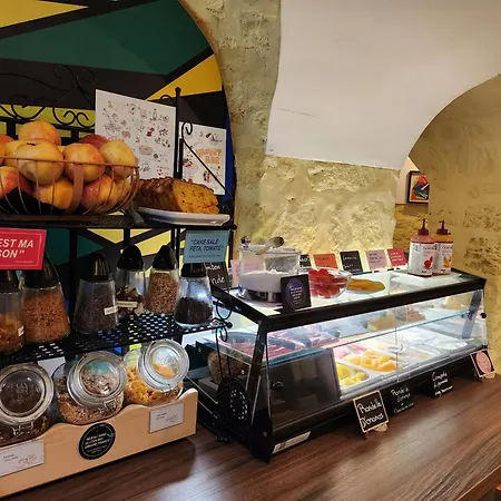 ホテル イビス スタイルズ メーヌ モンパルナス 3*