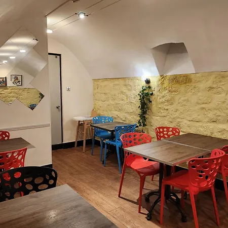 Отель Ibis Styles Maine Montparnasse Париж