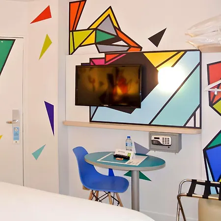 Отель Ibis Styles Maine Montparnasse Париж