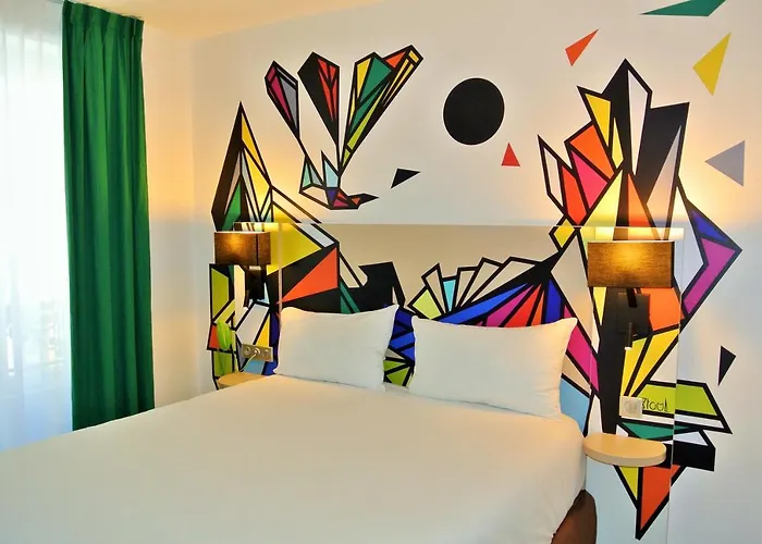 イビス スタイルズ メーヌ モンパルナス 3*