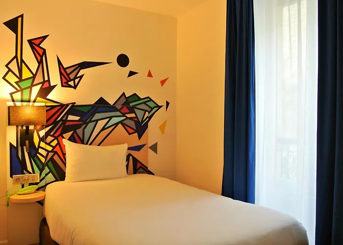 イビス スタイルズ メーヌ モンパルナス パリ