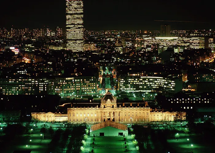 ホテル イビス スタイルズ メーヌ モンパルナス 3*