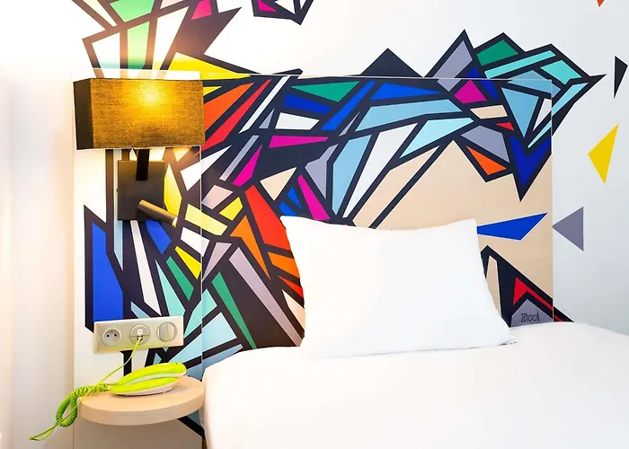 ホテル イビス スタイルズ メーヌ モンパルナス パリ