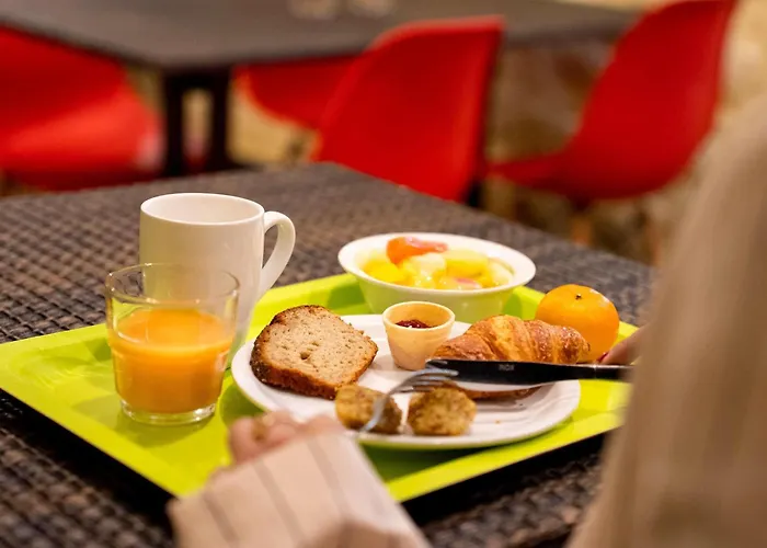 ホテル イビス スタイルズ メーヌ モンパルナス