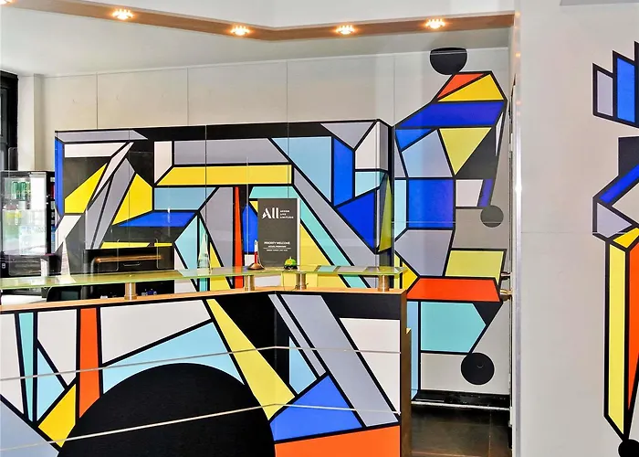 ホテル イビス スタイルズ メーヌ モンパルナス 3*