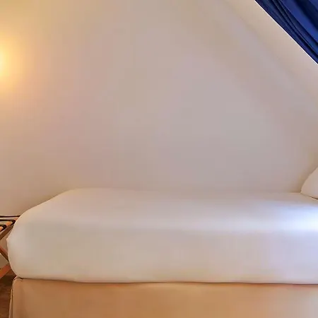 Ibis Styles Maine Montparnasse Hotel 3*